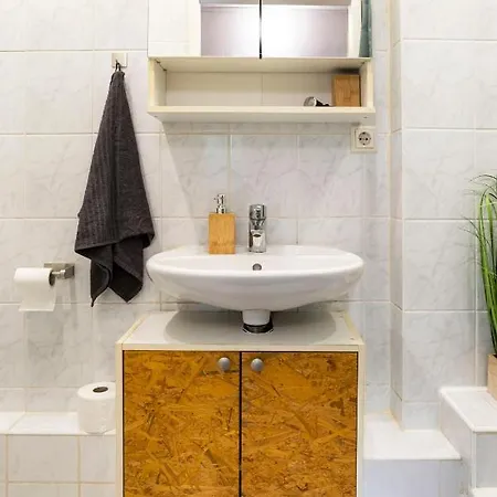 Unique Berlinhouse In Berlin/kopenick Apartamento Berlim